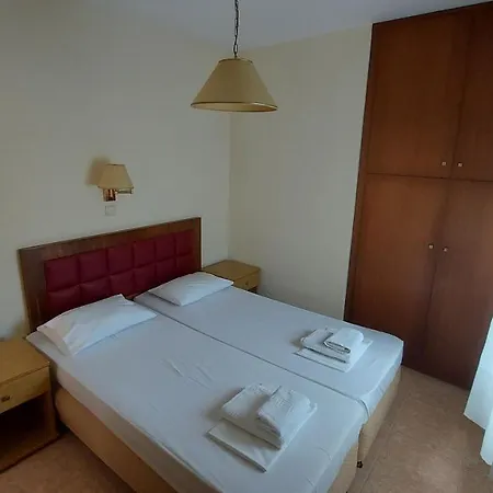 Aparthotel Kassandros *